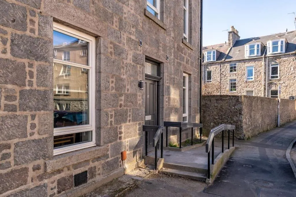 * City Centre * Unique Space * Aberdeen 0*,  United Kingdom